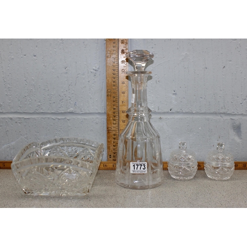 1773 - 4 pieces of cut glass to inc an antique cut glass decanter