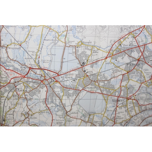 351 - 3 framed London maps to inc London & Environs c.1900 and 2 1960's examples