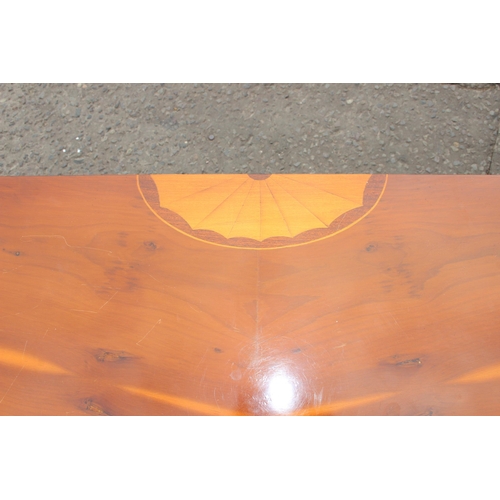 149M - Yew wood demi-lune table with Sheraton style inlay