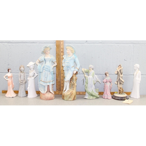 1667 - 9 assorted antique and later figurines to inc Wedgwood, Spode, Coalport etc etc