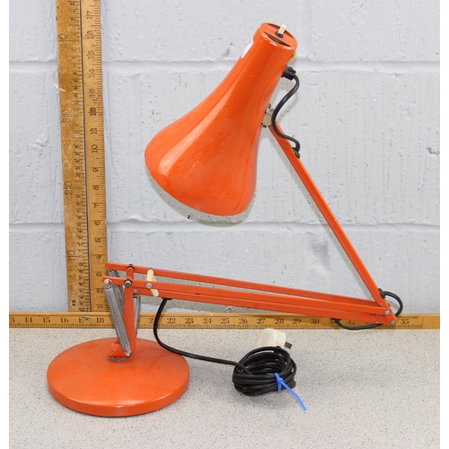 237 - A vintage Orange Anglepoise apex 90 desk lamp