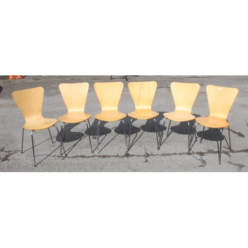 113 - A set of 6 retro style bentwood chairs with chrome legs