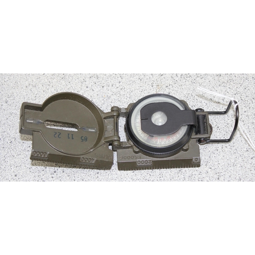 1009 - American military marching compass, Sandy 183 in case