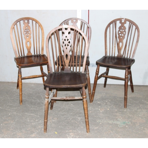 159 - 4 vintage wheelback kitchen chairs