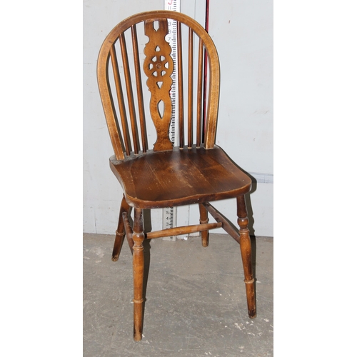 159 - 4 vintage wheelback kitchen chairs