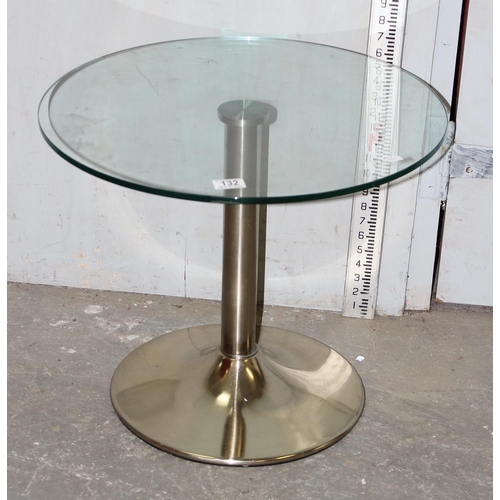 132 - 1960’s style circular toughened glass coffee table with brushed aluminium trumpet shaped base