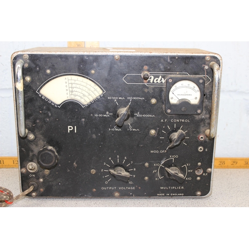 617 - A vintage signal generator