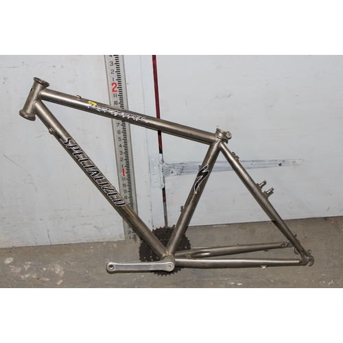 727 - Specialized Rock hopper bike frame.