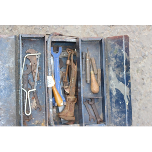 838 - Cater lever tool box with contents