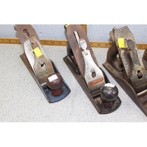 851 - 5 x various wood planes to incl. Stanley