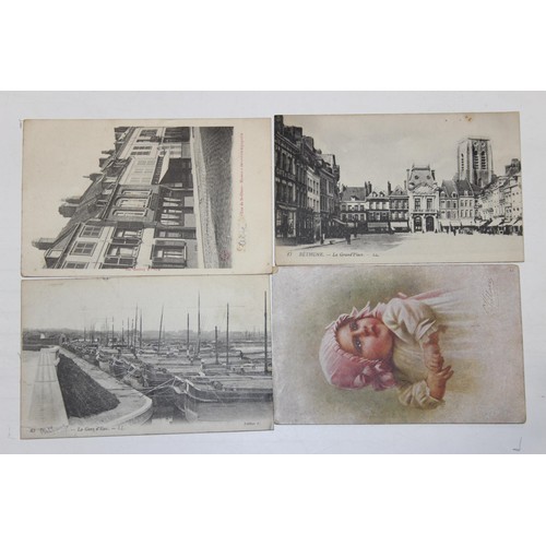 1015 - A large qty of WW1 postcards all sent from the frontline by George Henry Sibbring 27902 to his famil... 