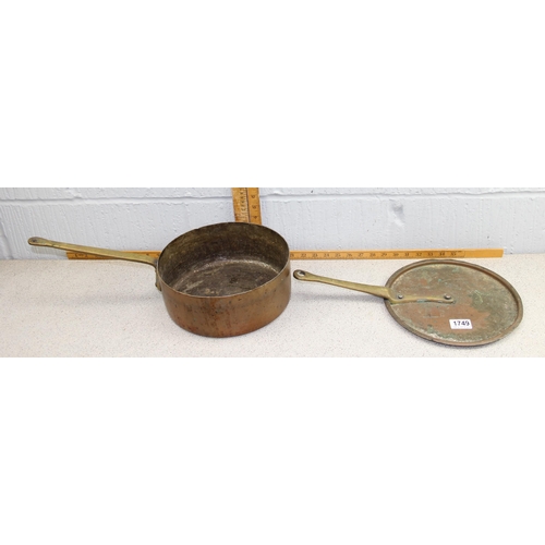 1860 - A large antique copper saucepan and lid