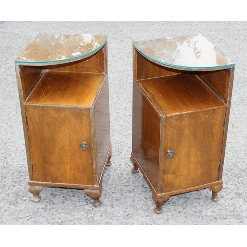 172 - A pair of Art Deco period bedside cabinet with quarter circle tops