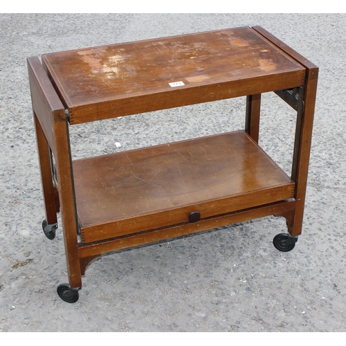 173 - A retro Besway metamorphic tea trolley, converting into a table, patent 276140 & 470409