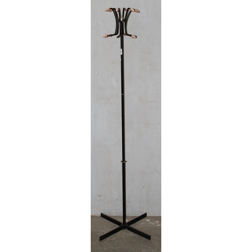 30 - A retro mid-century sputnik type free standing coat stand