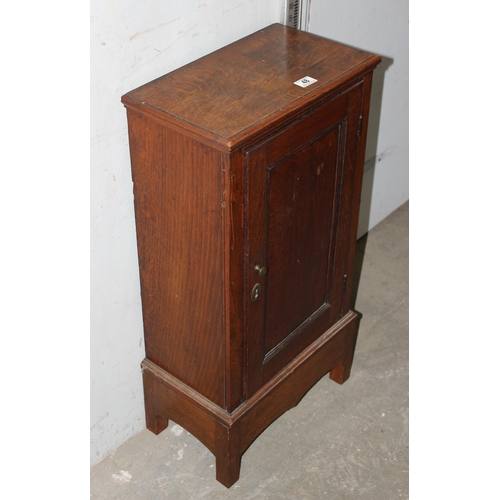 48 - A small vintage oak pot cupboard