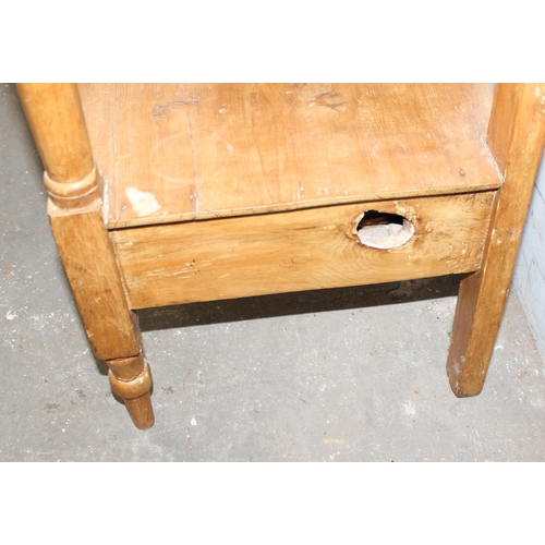 74 - A Victorian pine wash stand with tile back, approx 83cm wide