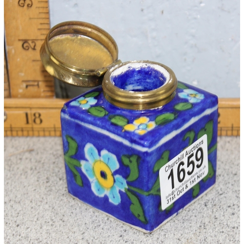 1659 - Vintage brass topped pottery inkwell marked St Ives