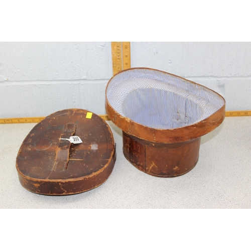 200 - Antique leather top hat box, vintage mortarboard and another hat (3)