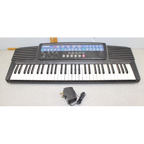 602 - Casio CT-647 keyboard in box with stand