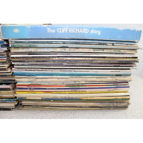 603 - Qty of assorted vinyl records, mainly LP records to inc vintage case