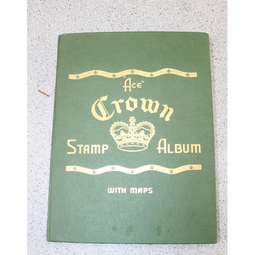 531 - 11 vintage stamp albums with contents and number of related reference books