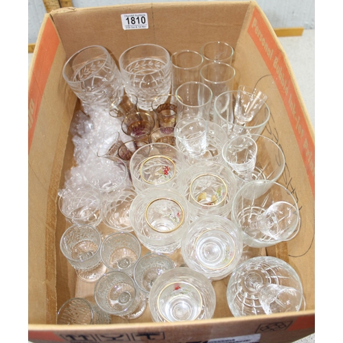 1810 - Box of assorted drinking glasses