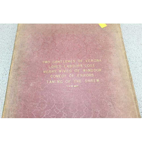 522 - The works of Shakespeare volume I and II and ascribed plays, index with numerous monochrome illustra... 