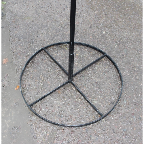 311 - 4 branch cast iron bird feeder hanger. Approx. 240cm high