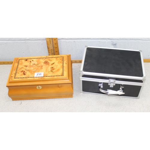 296 - Italian burr elm and floral inlay topped jewellery box with removable fitted tray and mirror to inte... 