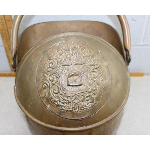 1860 - A vintage brass coal bucket with armorial crest and brass bell