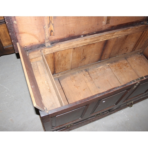 41 - An antique oak mule chest with 2 drawers, likely 18th century, approx 145cm wide