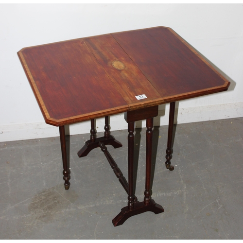 53 - A small Edwardian Sutherland table with Sheraton style inlay