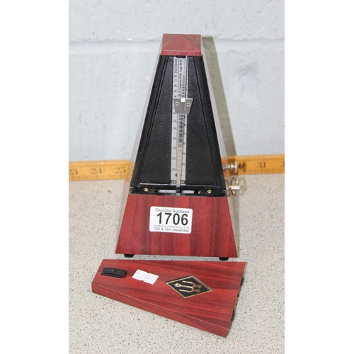 1706 - Vintage metronome, wooden printing block and a carved stone seal (3)