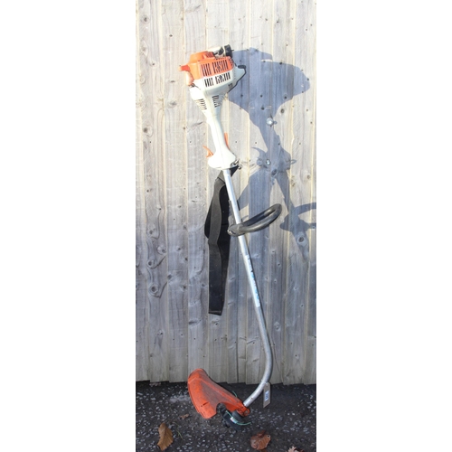 329 - Stihl petrol strimmer FS45