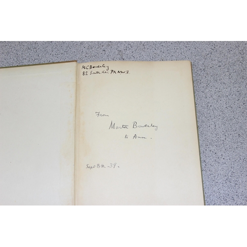 558 - Qty of interesting books to inc The Ascent of Everest first edition, Studio Picnics signed first edi... 