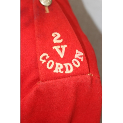 1413 - Victorian volunteer battalion Gordon Highlanders colour Sergeant tunic with original badges, mannequ... 