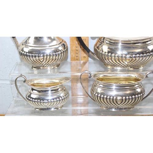 1008 - A silver 4 piece tea set, London 1911 by Harrison Brothers & Howson (George Howson), approx 1549g gr... 