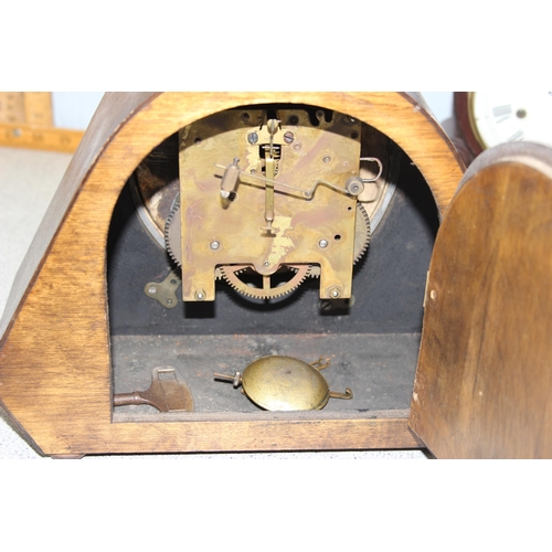 1305 - 3 assorted vintage mantel clocks and a brass cased wall barometer (4)