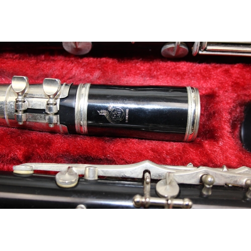 659 - Boosey & Hawkes clarinet in case