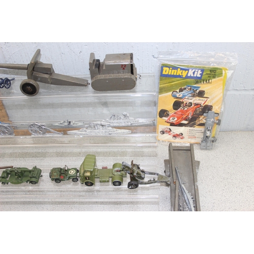 1510 - Qty of military related toys to include Dinky & scratch built examples