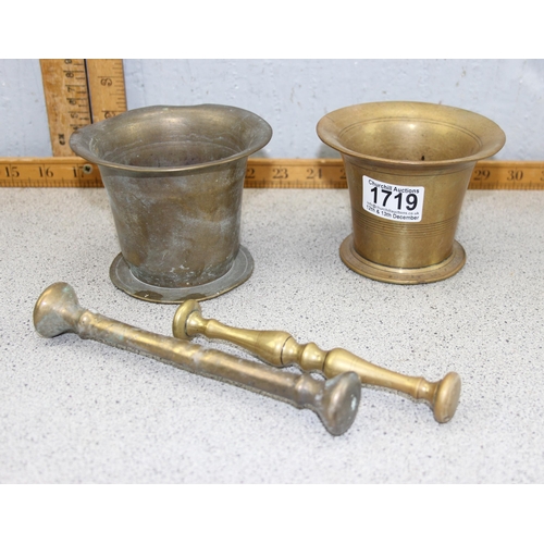 1719 - 2 antique pestle & mortars, one brass one bronze