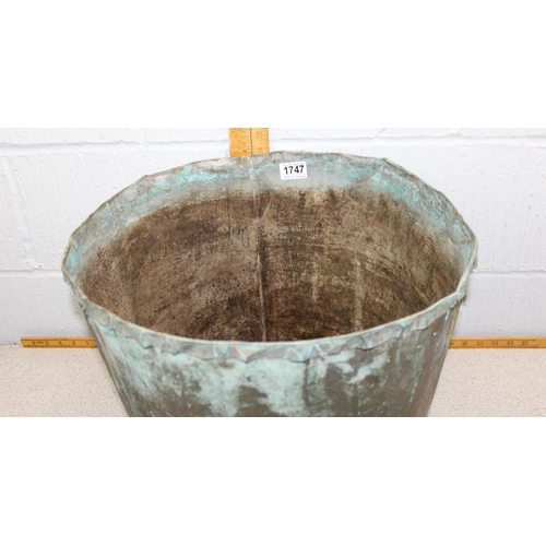 1747 - Large vintage weathered solid copper rustic log bin/planter, approx 38cm tall 43cm diameter.