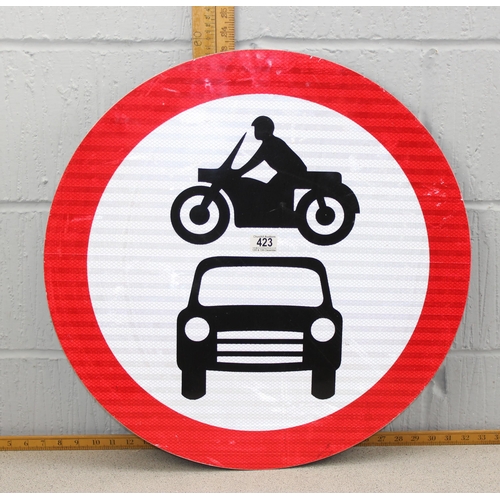 423 - Large circular metal reflective road sign – no motor vehicles allowed – man cave/garage wall item. M... 