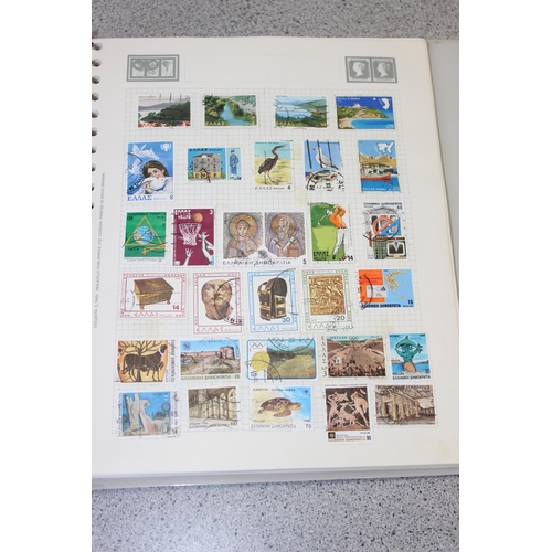 572 - A qty of assorted mixed world stamps, 3 albums and loose