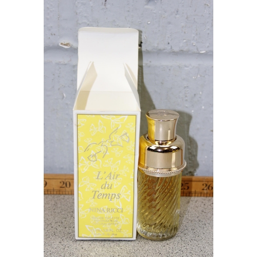 1622 - Qty of assorted perfumes and beauty related items to inc Nina Ricci, Estee Lauder etc