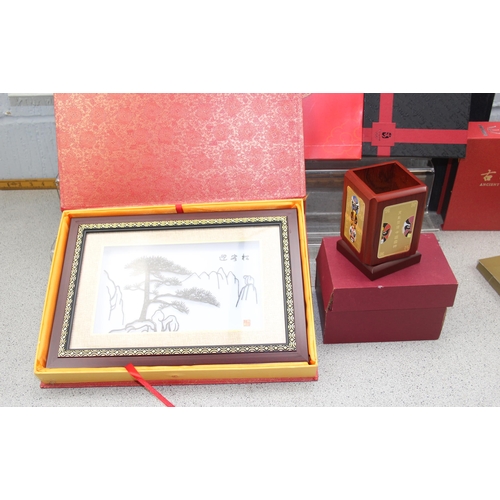 1755 - A large qty of assorted modern Chinese collectables, many boxed to inc some 2008 Beijing Olympics it... 