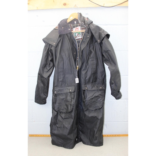 202 - RC Toughware wax jacket or coat, size small