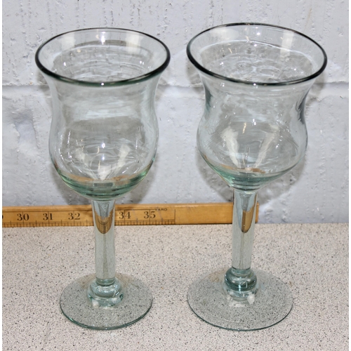 1763 - Set of 12 large hand blown wine glasses