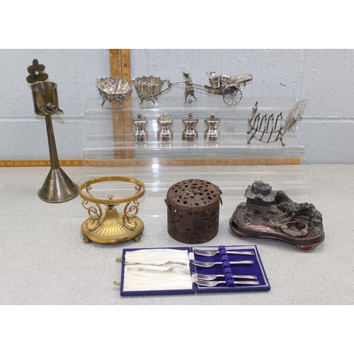 1772 - Box of interesting metalware to include Elkington epergne base, Dutch brass whale lamp, peacock toas... 